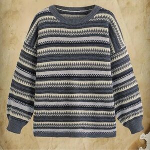 Oversized Gray Striped Sweatshirt